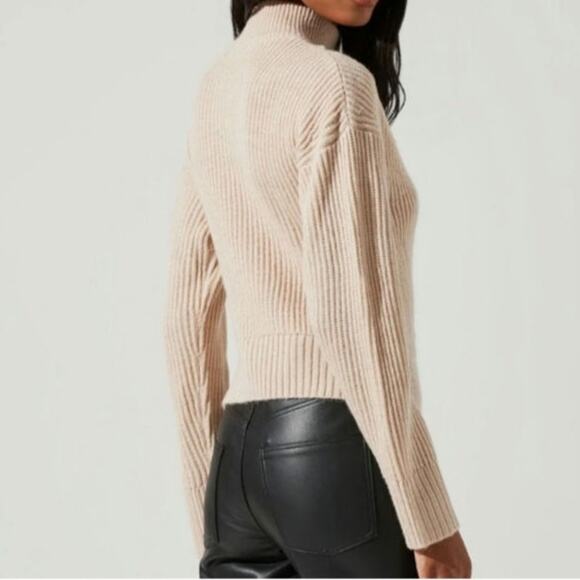 ASTR The Label Sora Mock Neck Cutout Tie Waist Sweater Cream Beige Size M - Picture 4 of 15